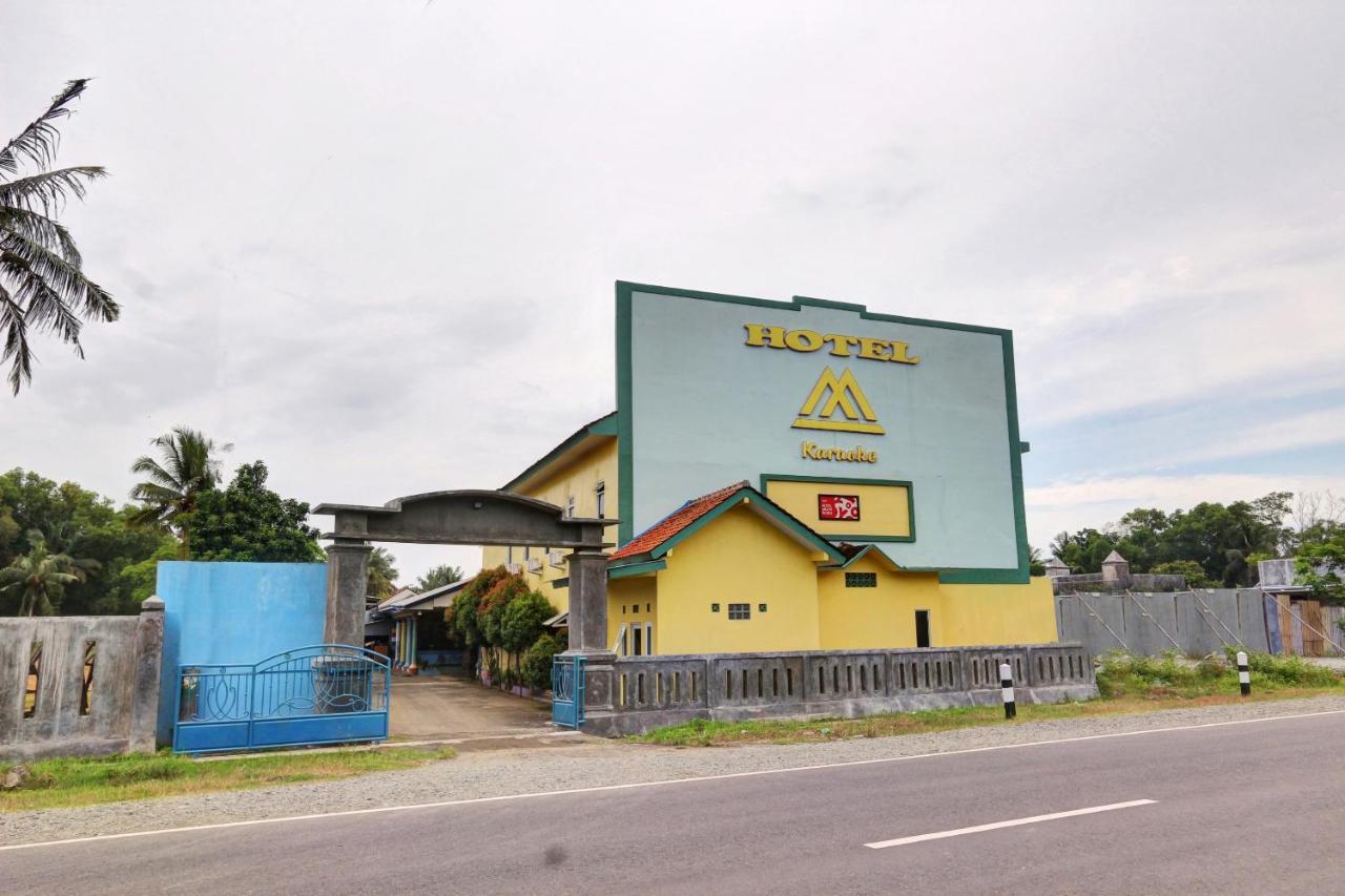 Oyo 90796 Hotel Mulya Indah Tambakmulya Esterno foto